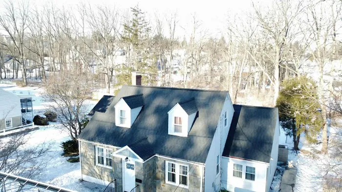 Géminis Roofing & Siding Picture 1