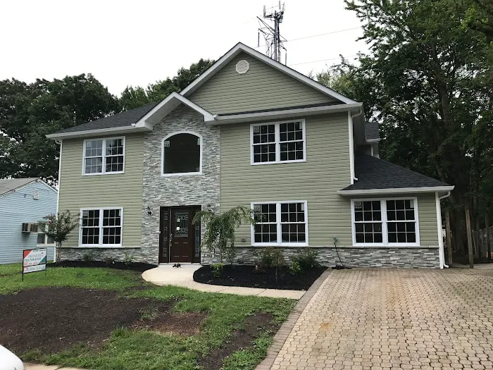 HENGO ROOFING AND CONSTRUCTION Picture 6