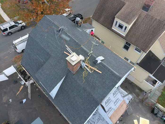 Herts Roofing & Construction Picture 10