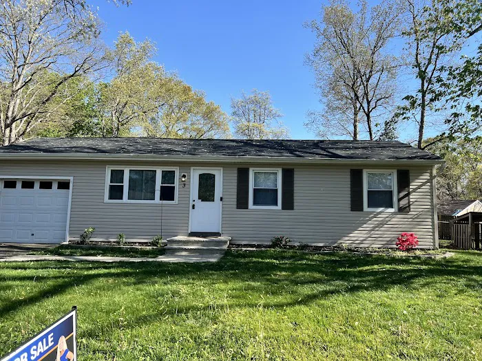 Right Team Roof Repair & Installation Picture 4