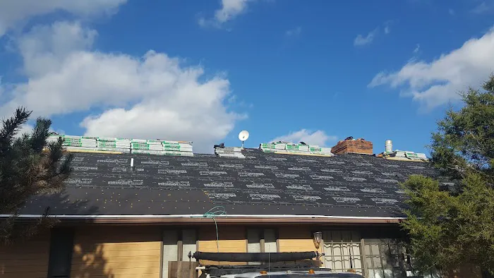 Jerry's Roofing & Home Projects Picture 2