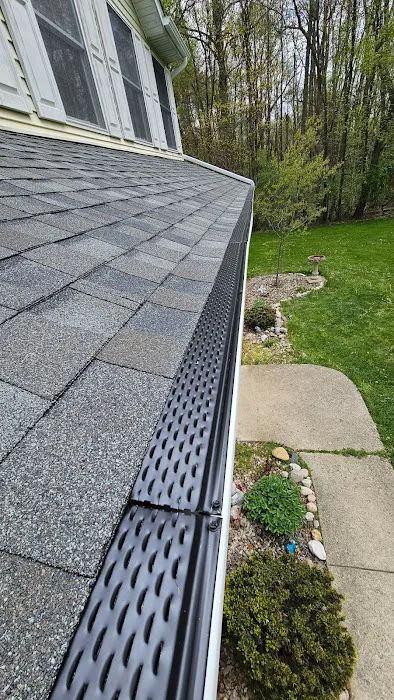 Lakefront Roofing & Exteriors, LLC Picture 9