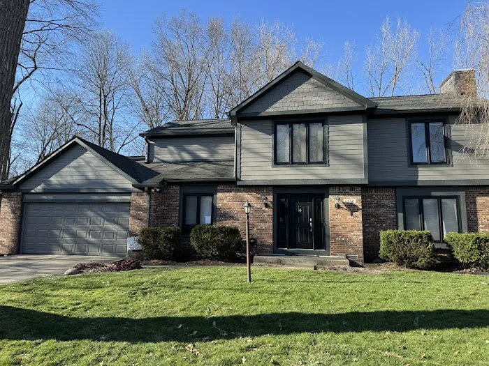 Arrow Construction Picture 1