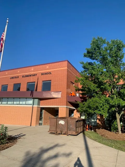 Singles Roofing & Construction Co Picture 6