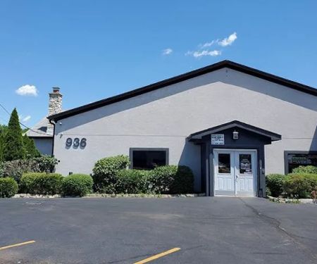 Singles Roofing & Construction Co