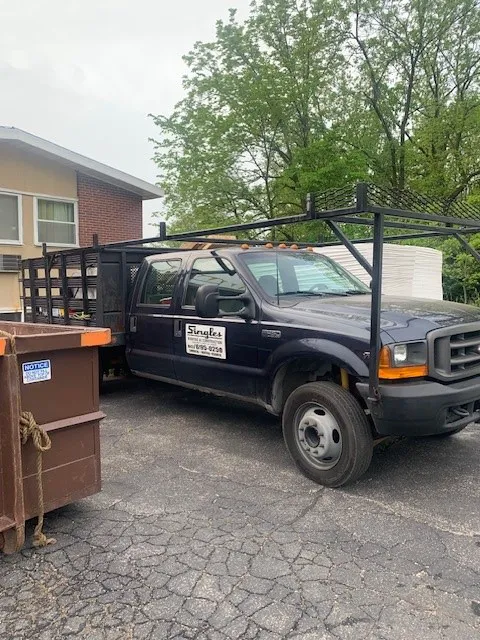 Singles Roofing & Construction Co Picture 3