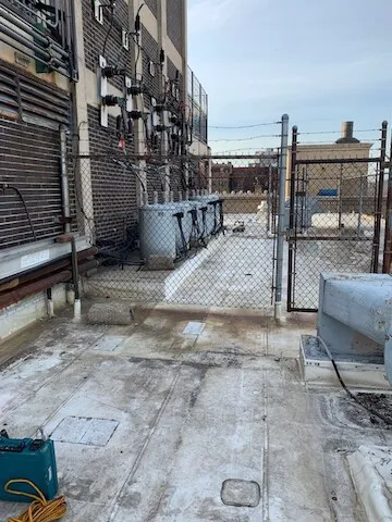 Singles Roofing & Construction Co Picture 9