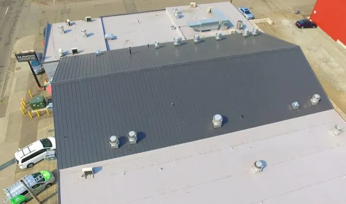 Three Tree Roofing Picture 1