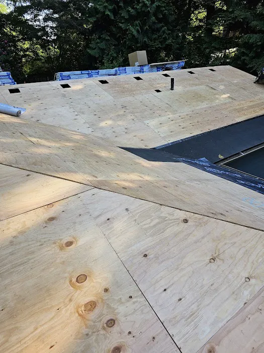 Performance Roofing and Construction LLC Picture 1