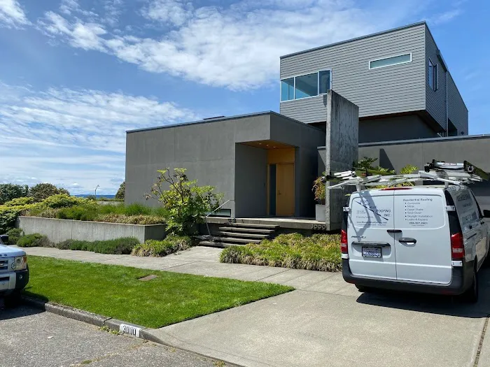 Blue & Blue Roofing Inc Picture 2