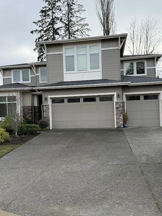 MV CONSTRUCTION AND CLEANING SERVICES LLC Picture 9