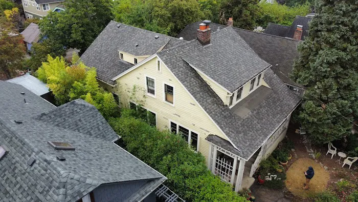 Will's Roofing Company Picture 7