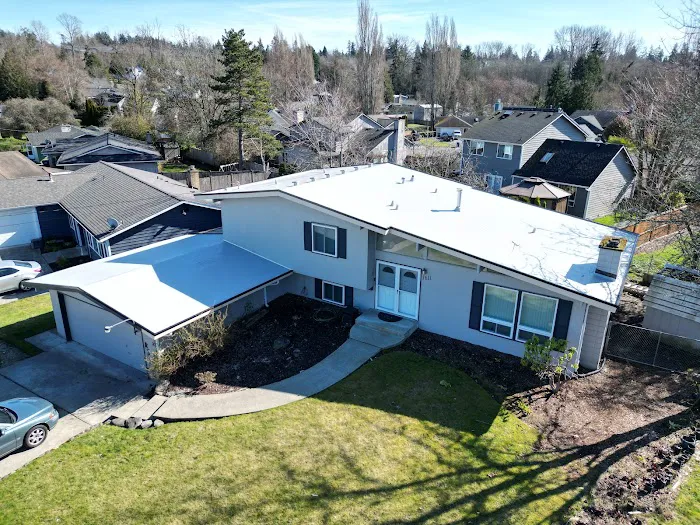 Three Tree Roofing Picture 9