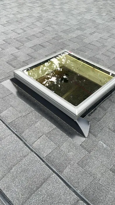 Silverlining Roof LLC Picture 8