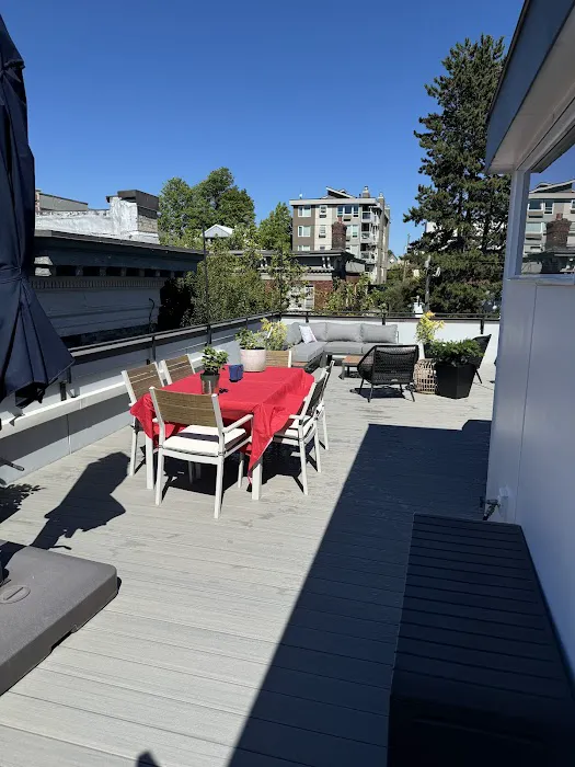 Casabella Roofing & Gutters Picture 5