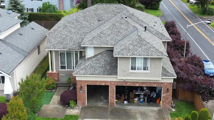 Casabella Roofing & Gutters Picture 4