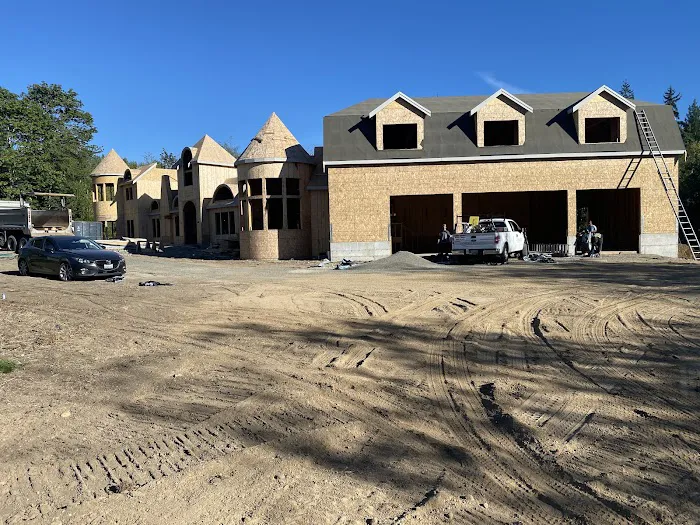 Loberg Roofing Picture 2