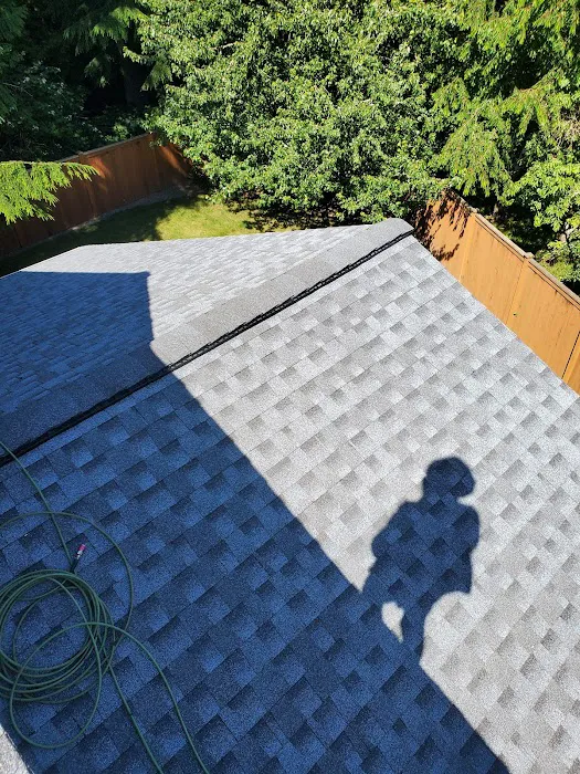 Buezo Contractors LLC - Reliable Roofing Reapir Company Lynnwood WA, Roof Maintenance, Roofing Service Picture 2