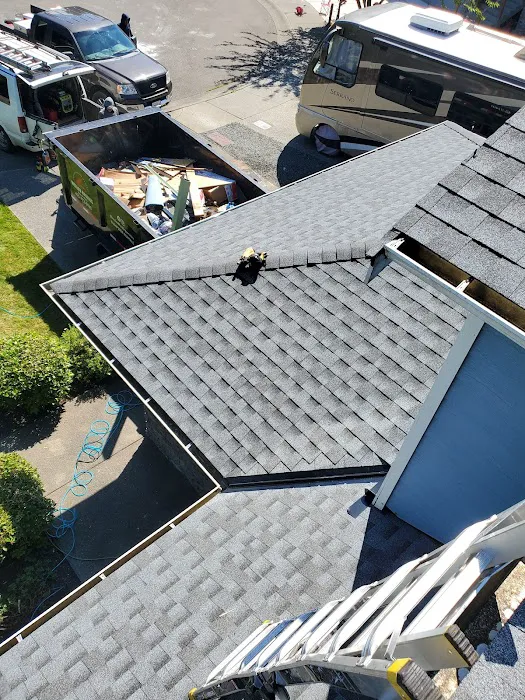 Buezo Contractors LLC - Reliable Roofing Reapir Company Lynnwood WA, Roof Maintenance, Roofing Service Picture 1