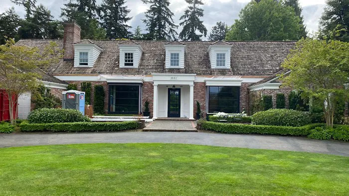 Alex Roofing Repair LLC Picture 3