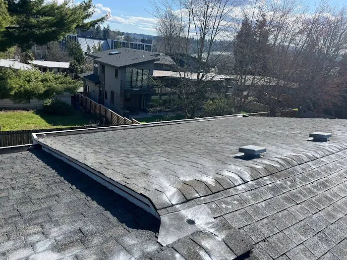 NearMe Roofing Company Picture 4