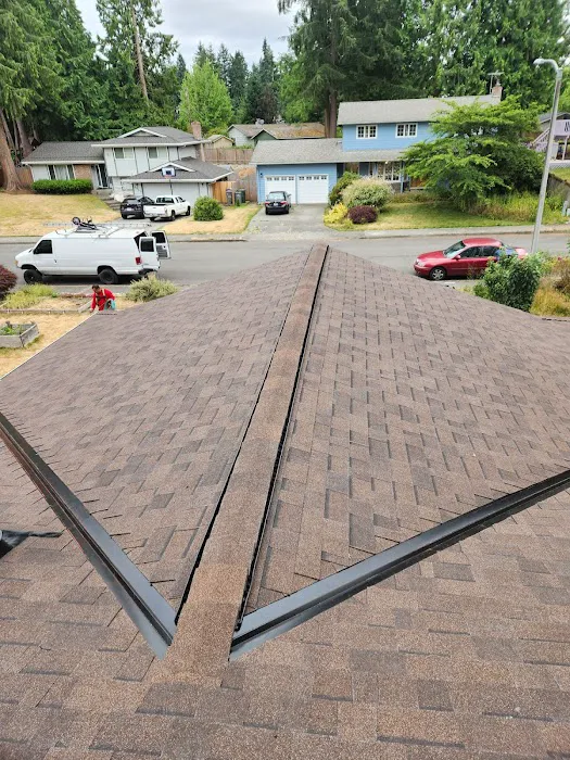 Reyes Roofing & Siding LLC Picture 10