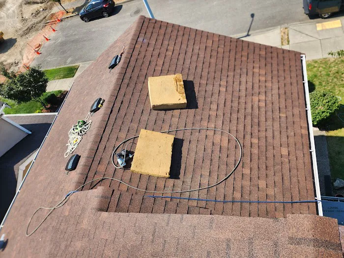Magnabosco's Roofing & Repairs LLC Picture 10