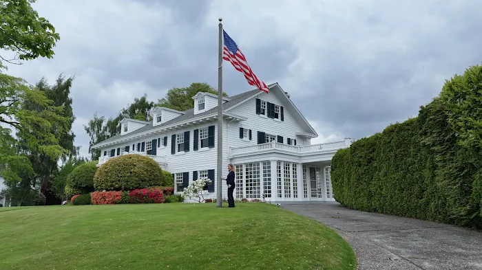 Four Seasons Roof & Remodel Service Picture 10