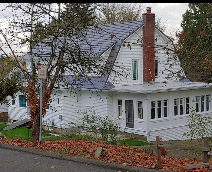 Four Seasons Roof & Remodel Service Picture 7