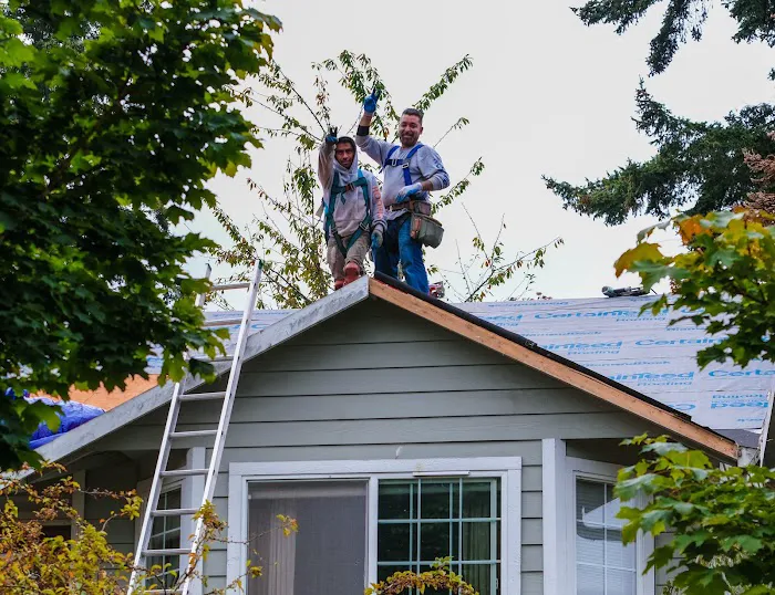 Jacqueline's Roofing Picture 1