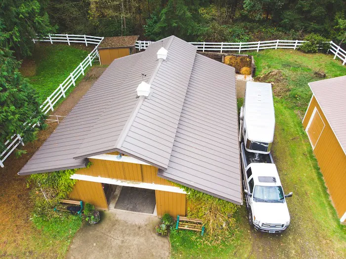 Jacqueline's Roofing Picture 5