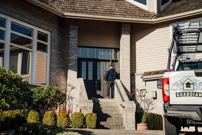 Guardian Roofing, Gutters & Insulation Picture 10