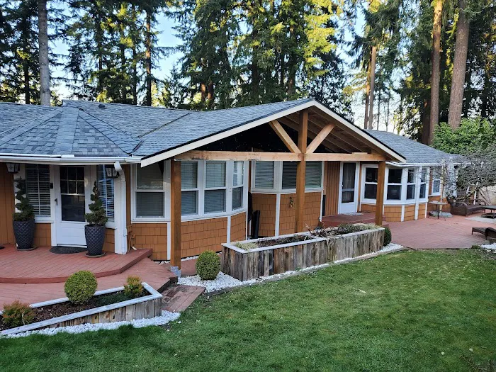 MAJOR LEAGUE ROOFING Picture 2