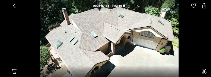 MAJOR LEAGUE ROOFING Picture 8