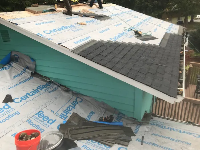 W Roofing & Decking Picture 10