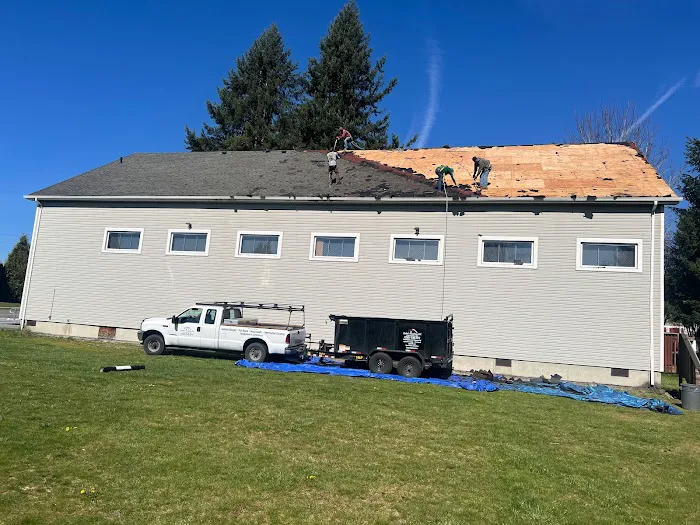 Zeke's Roofing LLC Picture 3