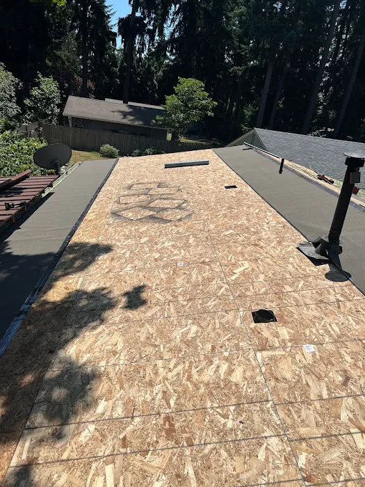 Zeke's Roofing LLC Picture 4