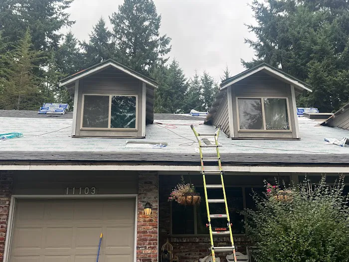 Zeke's Roofing LLC Picture 7