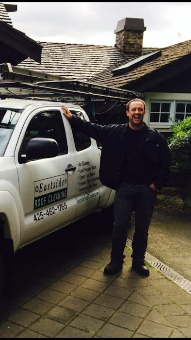 Eastside Roof Cleaning Picture 4