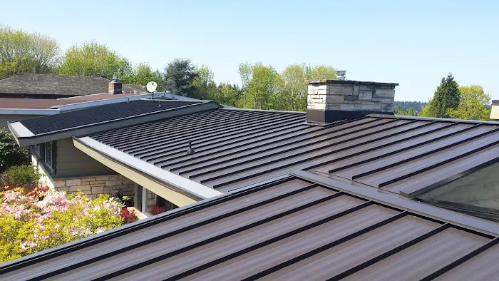 Chinook Roofing & Gutters Picture 9