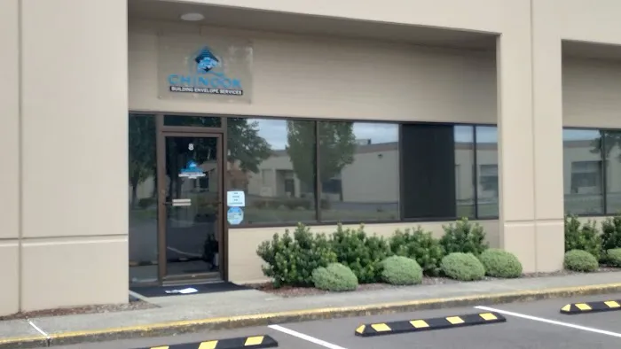 Chinook Roofing & Gutters Picture 4