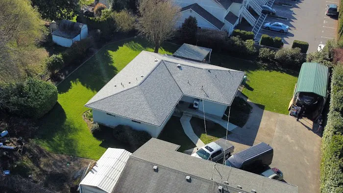 CORNERSTONE METAL ROOFING Picture 5