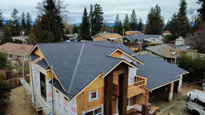 CORNERSTONE METAL ROOFING Picture 4