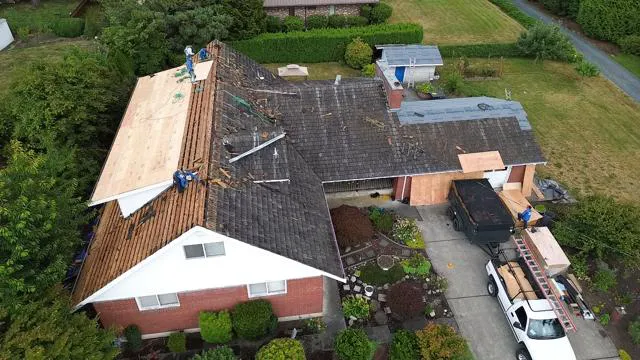 Blue Stone Roofing & Construction Picture 1