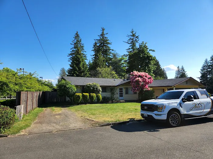 Amor Roofing Picture 3