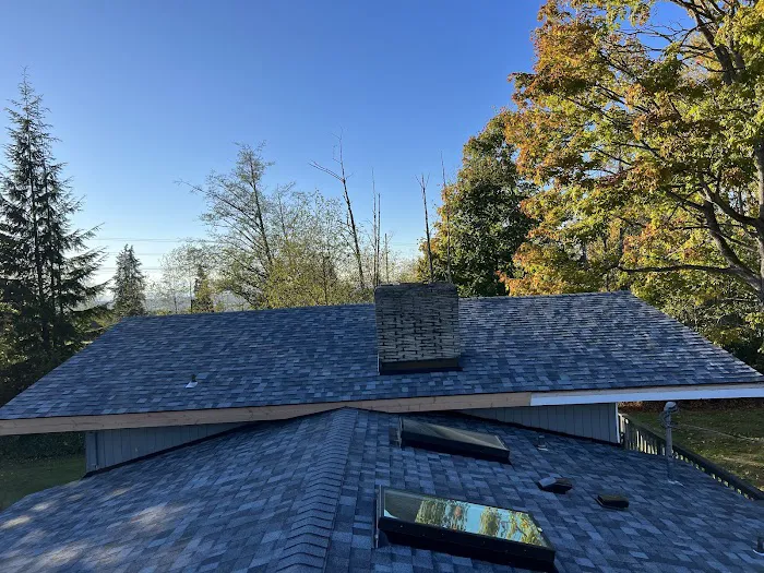 Creative Roof Solutions LLC Picture 3