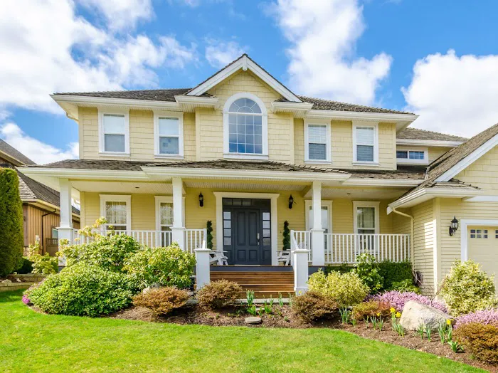 Northern Pacific Exteriors Picture 1