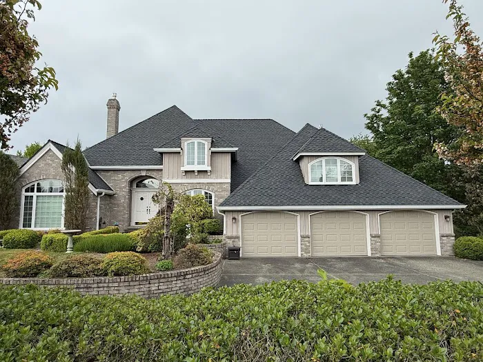 Northern Pacific Exteriors Picture 6