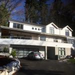 Emerald City Roofing LLC