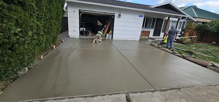 Mr Roofing and Home Services Picture 3